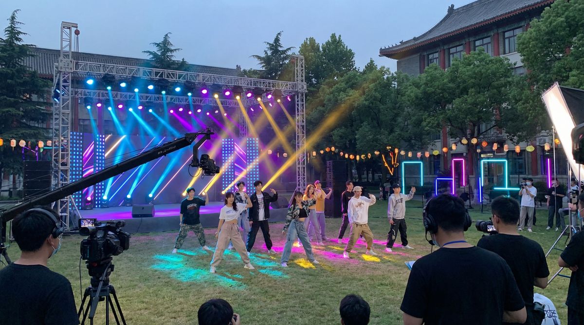 人兽MV拍摄教程传媒校园音乐传媒制作